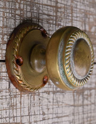 イギリス アンティーク 真鍮製ドアノブ 建具金物 取っ手　10670