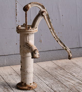 昭和レトロ　ガチャポン　井戸 アンティーク 楽天市場】昔懐かしい 手押し 手動 井戸ポンプ オブジェ 手押し
