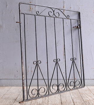 イギリスアンティーク アイアンフェンス ゲート柵 ガーデニング 10796