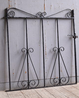 イギリスアンティーク アイアンフェンス ゲート柵 ガーデニング 10820