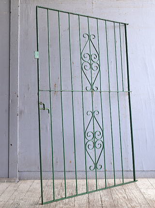 イギリスアンティーク アイアンフェンス ゲート柵 ガーデニング 10848