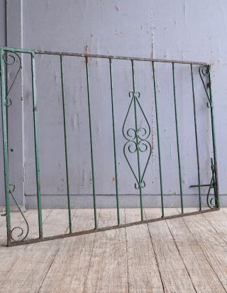 イギリスアンティーク アイアンフェンス ゲート柵 ガーデニング 10849