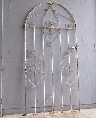 イギリスアンティーク アイアンフェンス ゲート柵 ガーデニング 10912