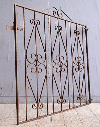 イギリスアンティーク アイアンフェンス ゲート柵 ガーデニング 10953