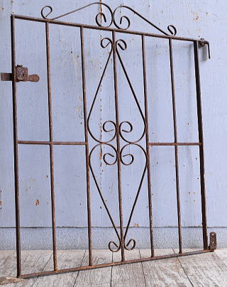 イギリスアンティーク アイアンフェンス ゲート柵 ガーデニング 11081