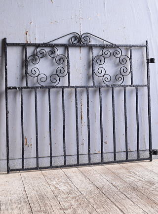 イギリスアンティーク アイアンフェンス ゲート柵 ガーデニング 11212