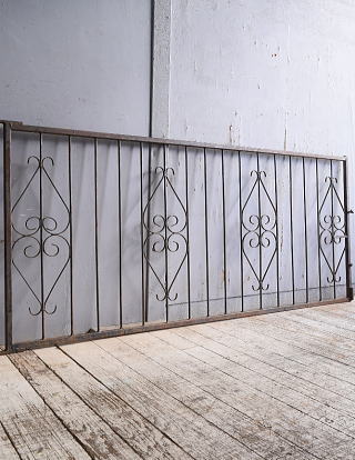 イギリスアンティーク アイアンフェンス ゲート柵 ガーデニング 11348