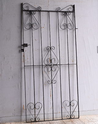 イギリスアンティーク アイアンフェンス ゲート柵 ガーデニング 11488