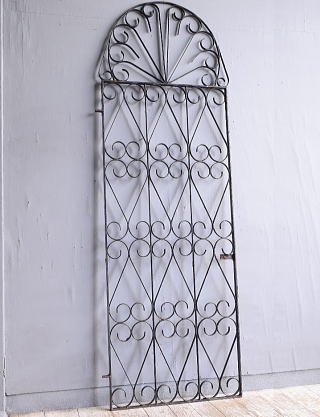 イギリスアンティーク アイアンフェンス ゲート柵 ガーデニング 11668