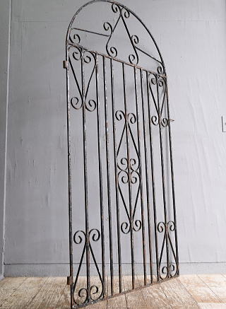 イギリスアンティーク アイアンフェンス ゲート柵 ガーデニング 11715