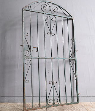 イギリスアンティーク アイアンフェンス ゲート柵 ガーデニング 11733