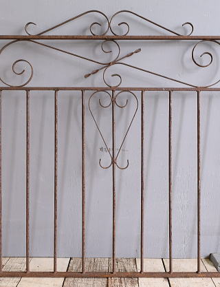 イギリスアンティーク アイアンフェンス ゲート柵 ガーデニング 11739