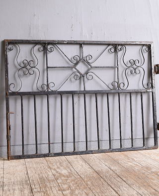 イギリスアンティーク アイアンフェンス ゲート柵 ガーデニング 11742
