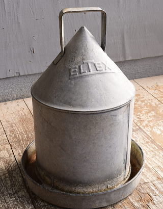 イギリス アンティーク ブリキ製　バードフィーダー 11776