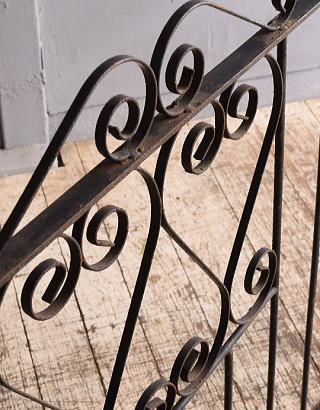 イギリスアンティーク アイアンフェンス ゲート柵 ガーデニング 11951