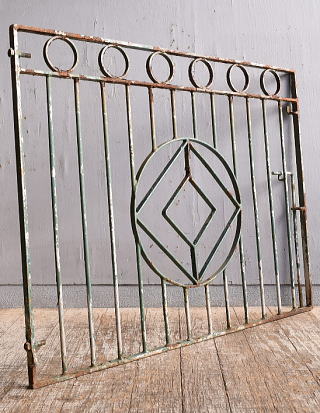 イギリスアンティーク アイアンフェンス ゲート柵 ガーデニング 11995