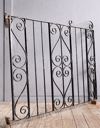 イギリスアンティーク アイアンフェンス ゲート柵 ガーデニング 12035