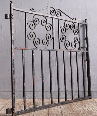 イギリスアンティーク アイアンフェンス ゲート柵 ガーデニング 12037