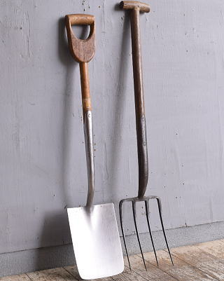 イギリスアンティーク ガーデンフォーク&スコップ 農機具 12119