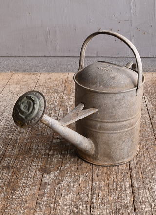 イギリス アンティーク ブリキ製 ジョウロ ガーデニング 1218