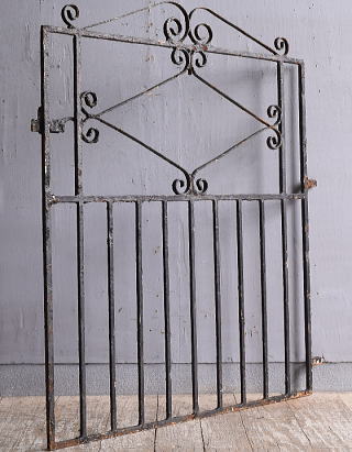 イギリスアンティーク アイアンフェンス ゲート柵 ガーデニング 12241