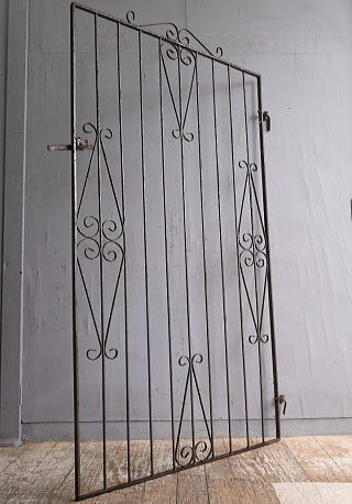 イギリスアンティーク アイアンフェンス ゲート柵 ガーデニング 12319