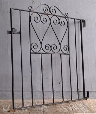 イギリスアンティーク アイアンフェンス ゲート柵 ガーデニング 12320