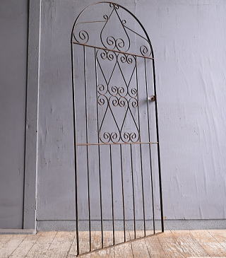 イギリスアンティーク アイアンフェンス ゲート柵 ガーデニング