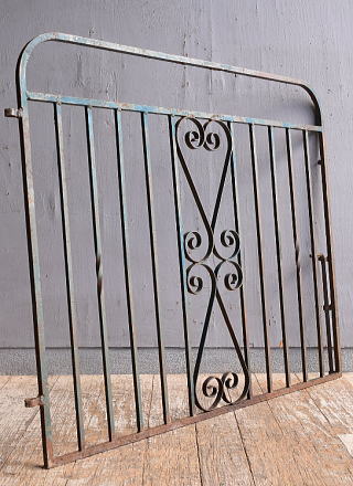 イギリスアンティーク アイアンフェンス ゲート柵 ガーデニング 12355