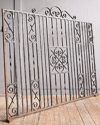 イギリスアンティーク アイアンフェンス ゲート柵 ガーデニング