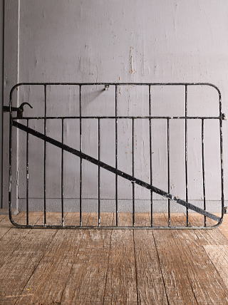 イギリス アンティーク アイアンフェンス ゲート柵 ガーデニング 12880