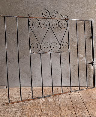 イギリスアンティーク アイアンフェンス ゲート柵 ガーデニング 13115