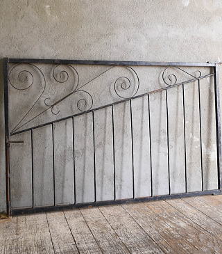 イギリスアンティーク アイアンフェンス ゲート柵 ガーデニング 13206