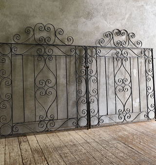 イギリスアンティーク アイアンフェンス ゲート柵 ガーデニング 13209