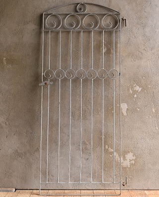 イギリスアンティーク アイアンフェンス ゲート柵 ガーデニング 13216