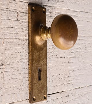 イギリス アンティーク 真鍮 ドアノブ　建具金物 取っ手　13301