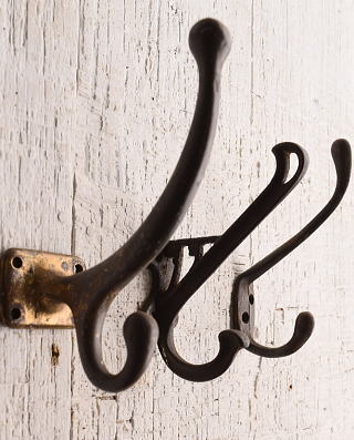 イギリス アンティーク　真鍮製コートフック×3　13305