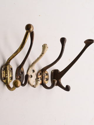 イギリス アンティーク　真鍮製コートフック×5　13314