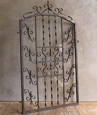 イギリスアンティーク アイアンフェンス ゲート柵 ガーデニング 13395