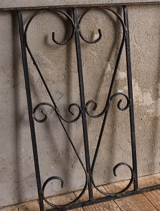 イギリスアンティーク アイアンフェンス ゲート柵 ガーデニング 13397