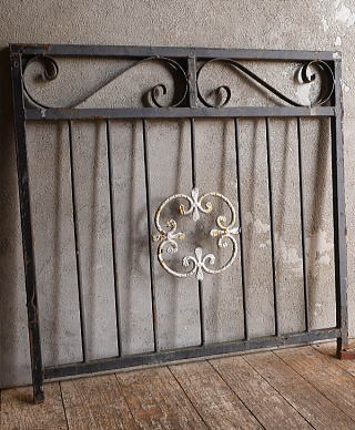 イギリスアンティーク アイアンフェンス ゲート柵 ガーデニング 13403