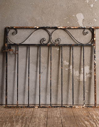 イギリスアンティーク アイアンフェンス ゲート柵 ガーデニング 13407