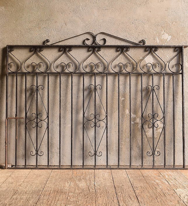 イギリスアンティーク アイアンフェンス ゲート柵 ガーデニング 13430