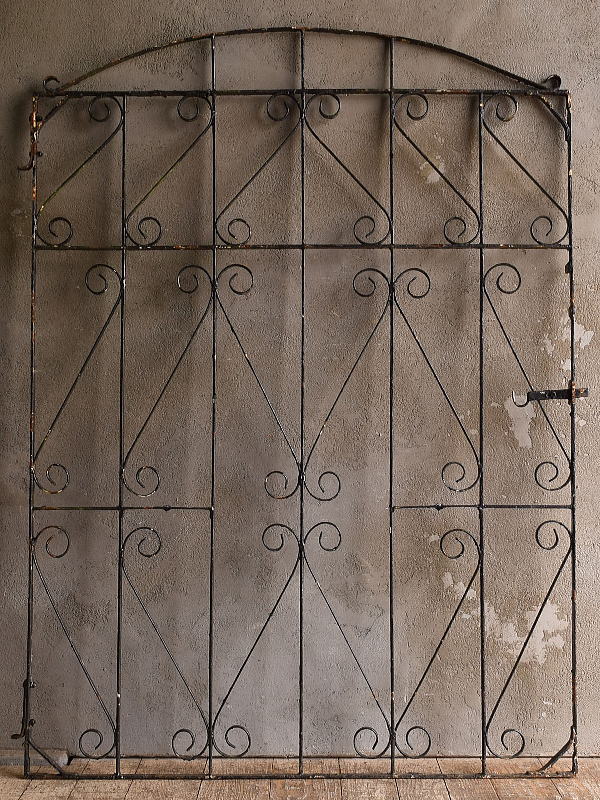 イギリスアンティーク アイアンフェンス ゲート柵 ガーデニング 13433