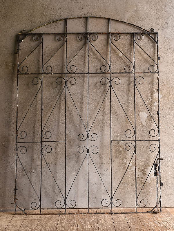 イギリスアンティーク アイアンフェンス ゲート柵 ガーデニング 13434