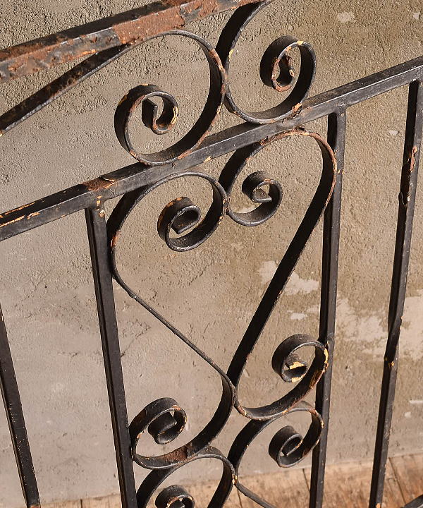 イギリスアンティーク アイアンフェンス ゲート柵 ガーデニング 13503