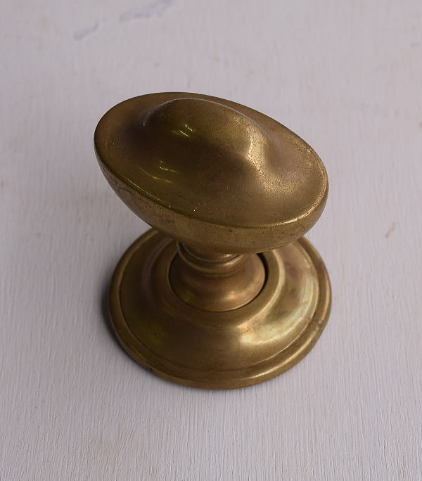 イギリス アンティーク 真鍮製 ドアノブ 建具金物 13519