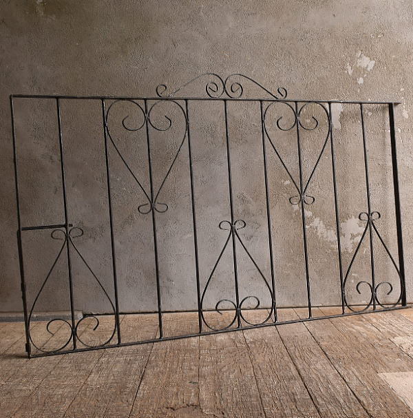 イギリスアンティーク アイアンフェンス ゲート柵 ガーデニング 13532