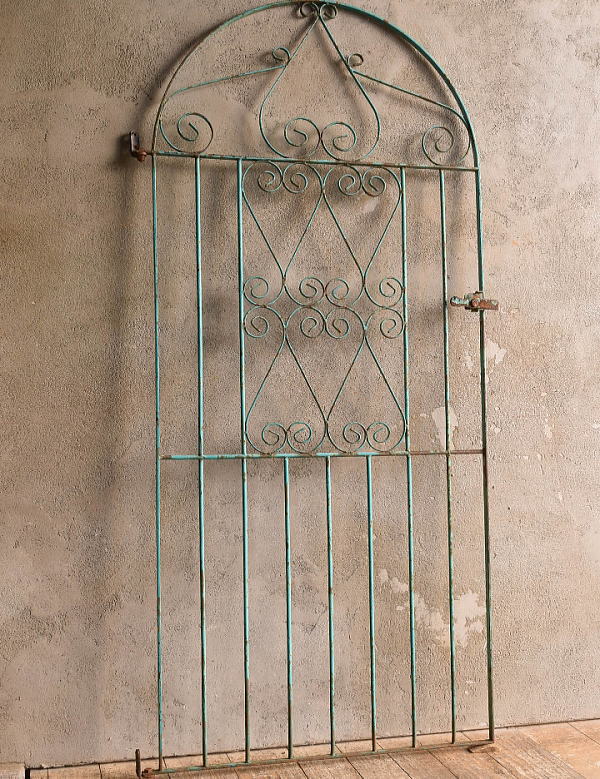 イギリスアンティーク アイアンフェンス ゲート柵 ガーデニング 13550