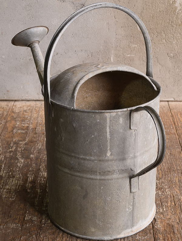 イギリス アンティーク ブリキ製 ジョウロ ガーデニング 13581